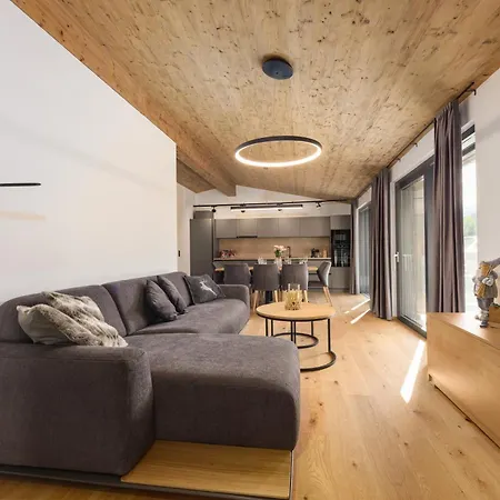 Appartamento Alpenlodge Haus - Skiing Haus im Ennstal