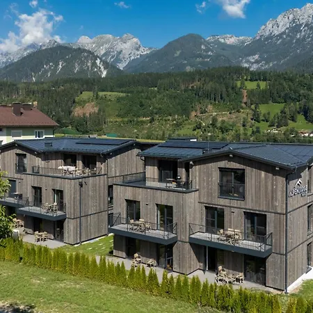 Alpenlodge Haus - Skiing