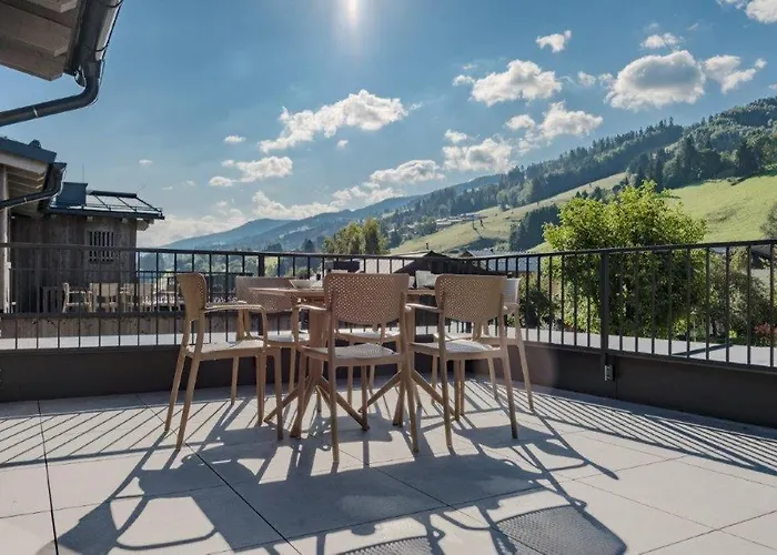 Alpenlodge - Skiing Apartment Haus im Ennstal